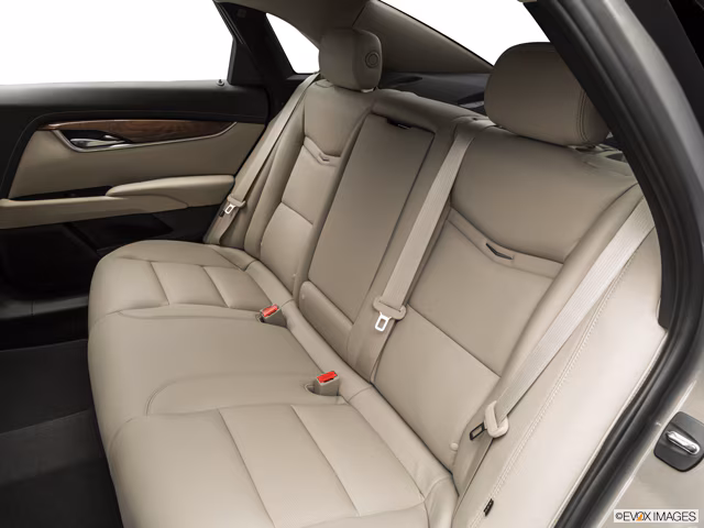 2019-Cadillac-XTS-rear-seats_12939_052_640x480.avif