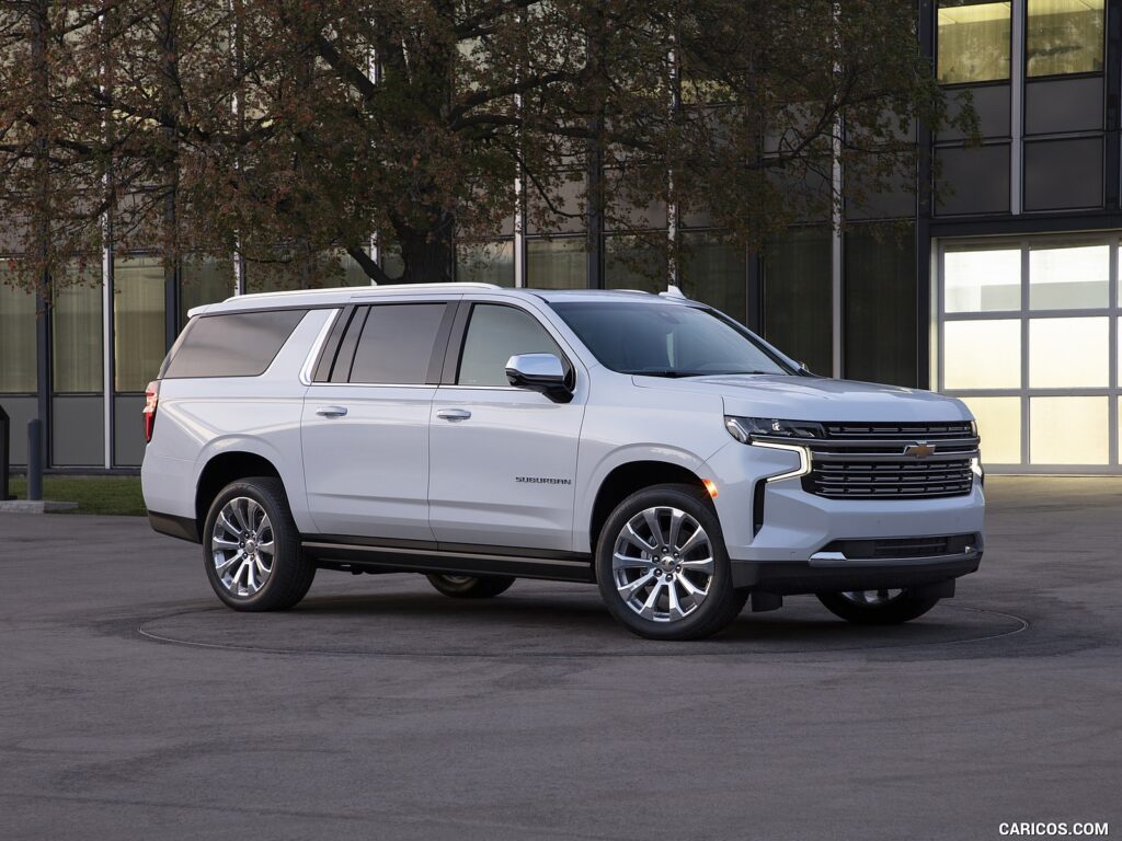 2021_chevrolet_suburban_8_1600x1200.jpg