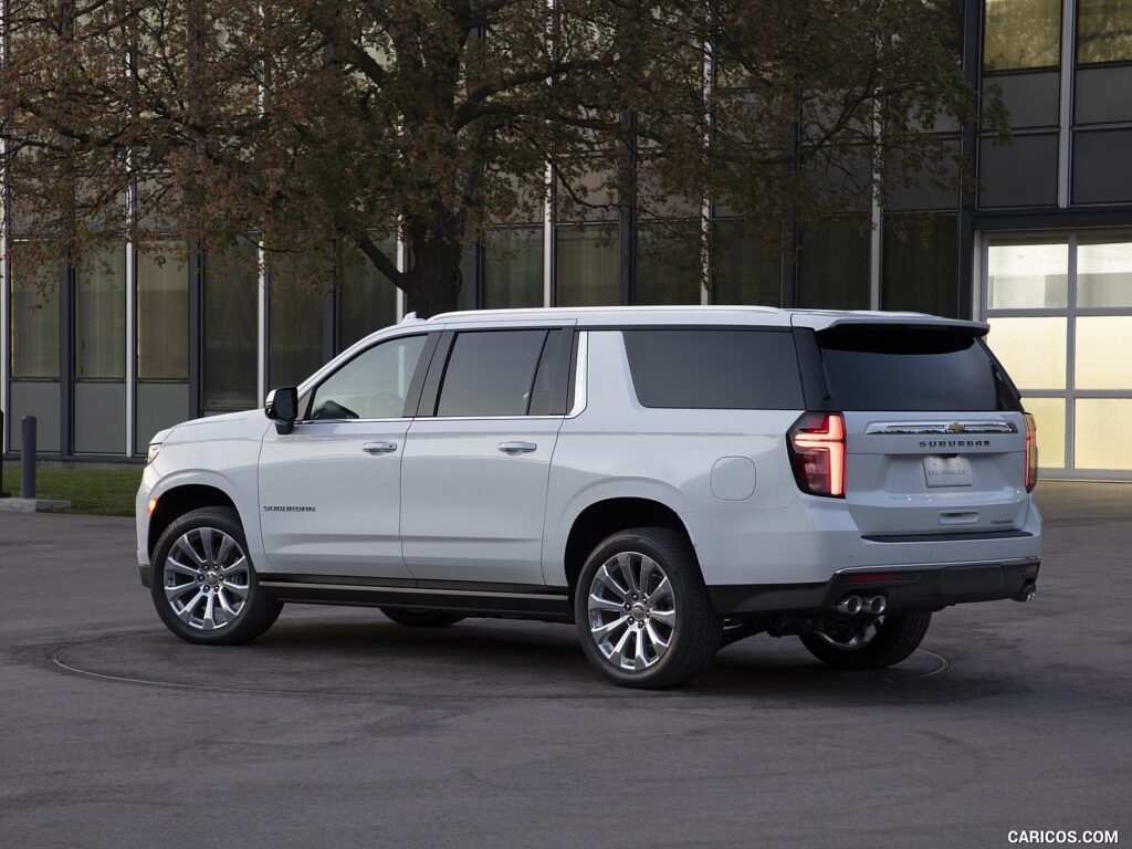 2021_chevrolet_suburban_9_1600x1200.jpg